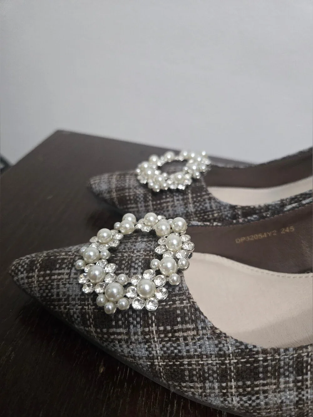 Randa plaid pattern jewel pumps; JP size 24.5, US women's size 7.5